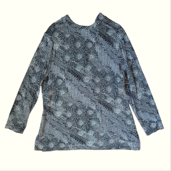 Dressy, sparkly, tunic blouse, sheer strechy, black, white, silver, 1X - Picture 2 of 5